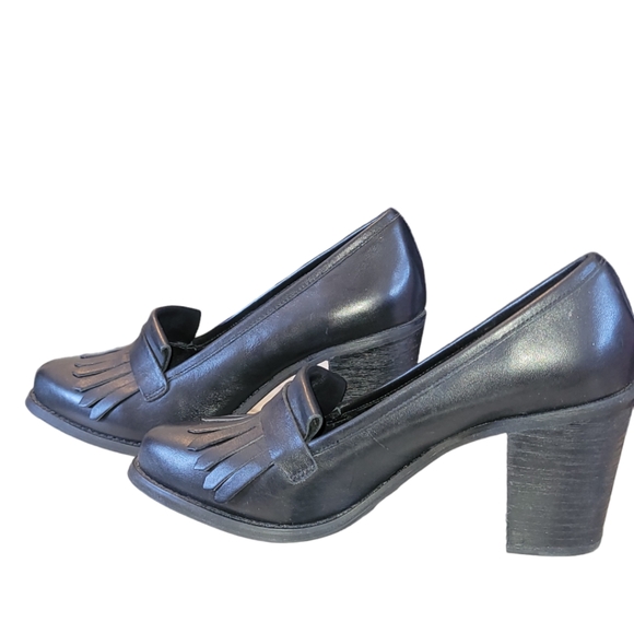 8M The Wishbone Collection shoes - Picture 3 of 4